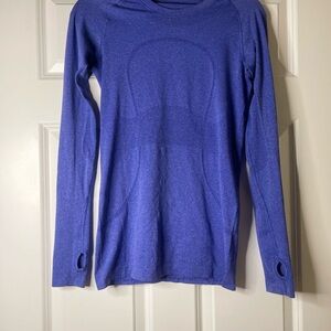 Lululemon Swifty Long Sleeve Size 6